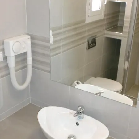 Valena Apartment *